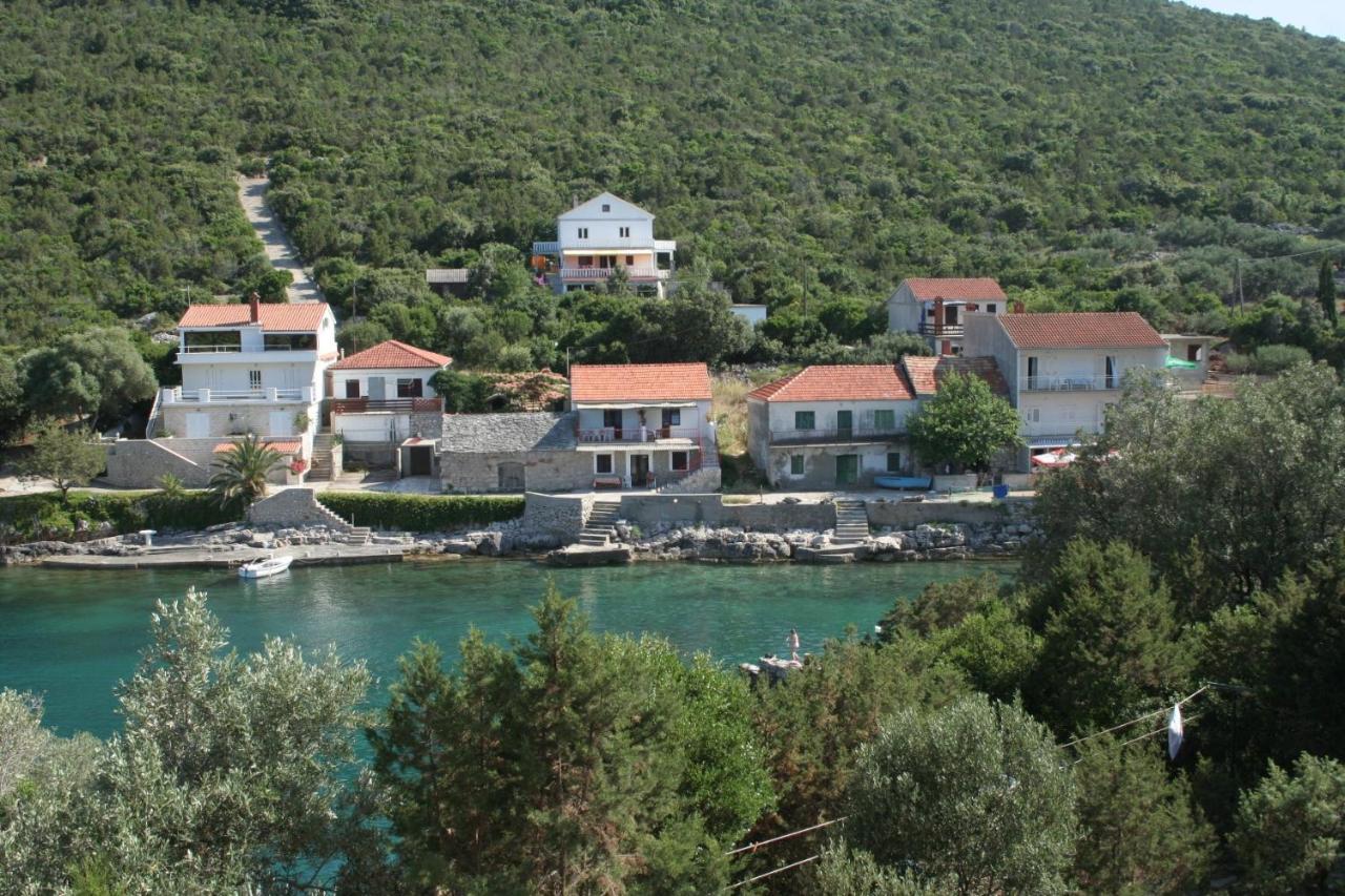Apartments By The Sea Cove Zarace - Gdinj, Hvar - 4598 Exteriér fotografie